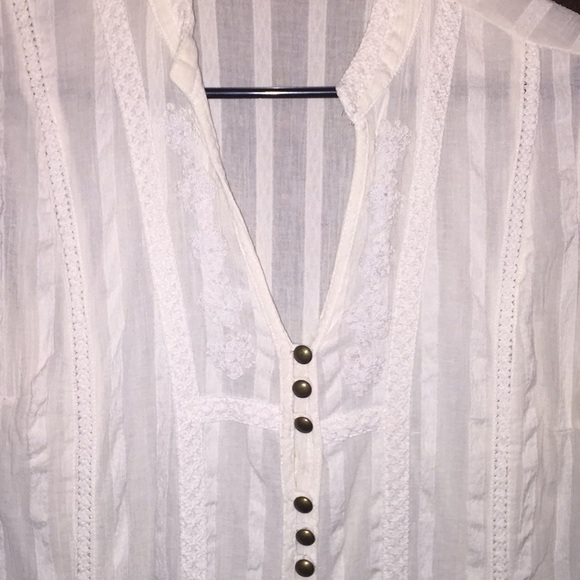 Lotof2 Ana button front embroidered tanks. Size XL - Picture 2 of 5